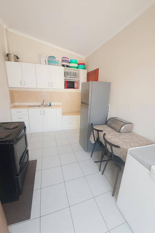 To Let 2 Bedroom Property for Rent in Goodwood Central Western Cape